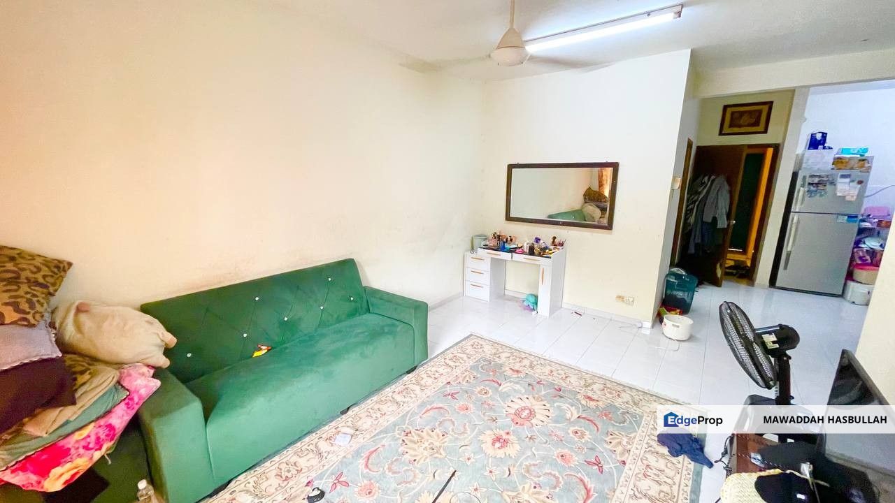 Nilai Santalia Apartment Bandar Baru Negeri Sembilan Hot Area For Sale, Negeri Sembilan, Nilai