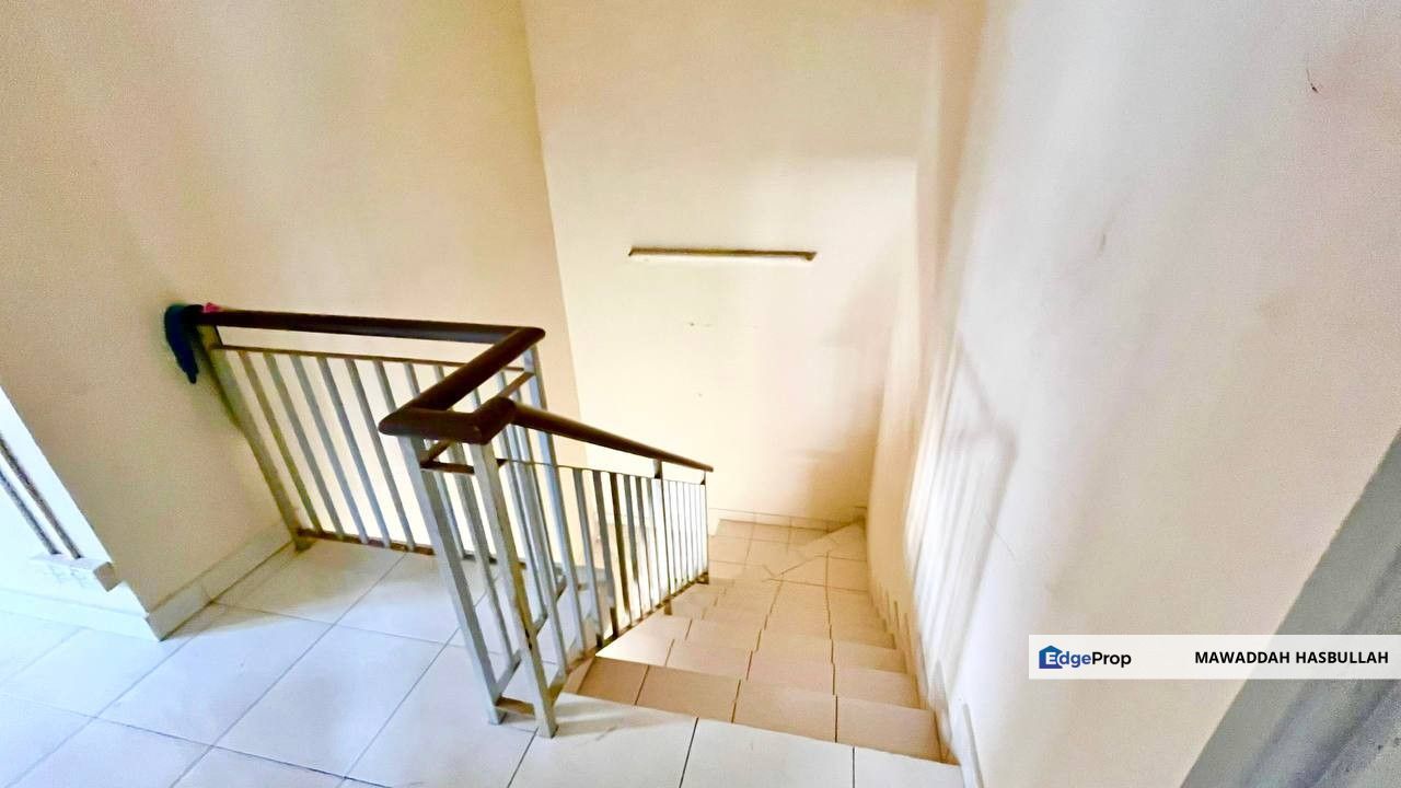 Taman Tasik Semenyih Selangor Semi D House Hot Area For Sale, Selangor, Semenyih