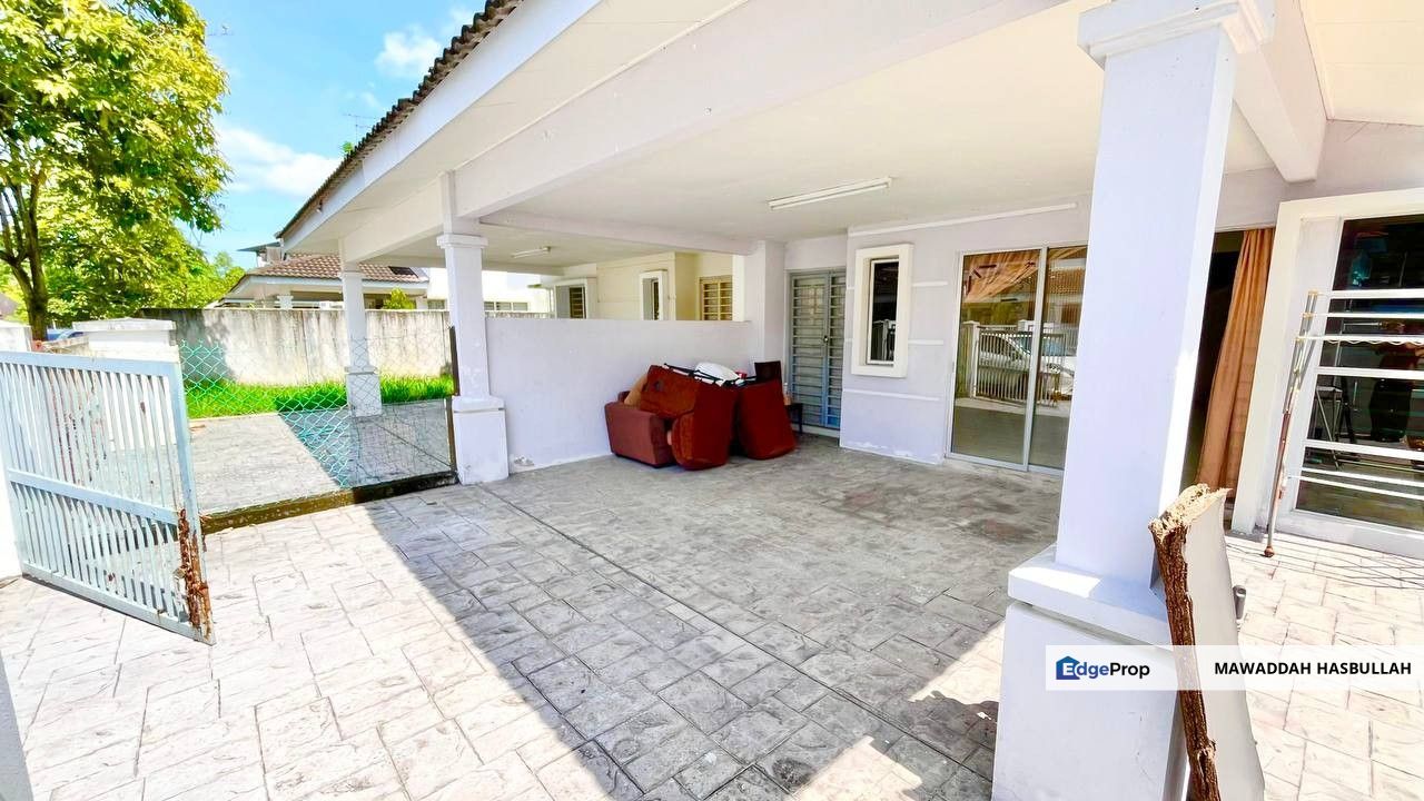 Taman Tasik Semenyih Selangor Semi D House Hot Area For Sale, Selangor, Semenyih