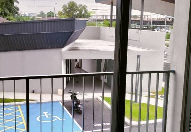 Arinna, Kemuning Utama