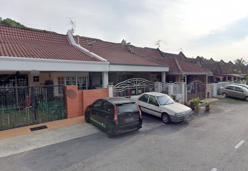 Jalan Bandar Kinrara 3/1