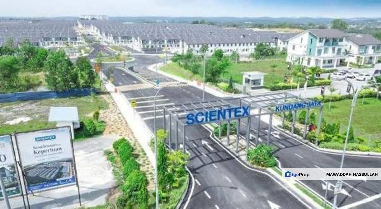 TAMAN SCIENTAX RAWANG 3 STOREY TERRACE HOUSE HOT AREA FOR RENT, Selangor, Rawang