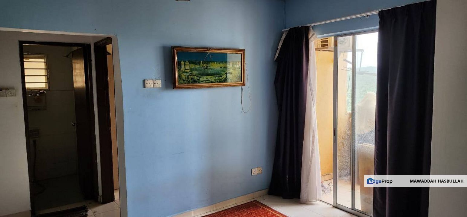 LAGUNA BIRU RAWANG APARTMENT PARTIALLY FURNISHED FOR RENT, Selangor, Rawang