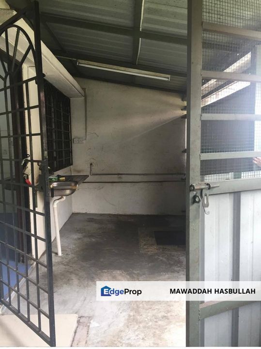 Jalan Merak 8 Bandar Puchong Jaya Selangor Double Storey Terrace House Partially Furnished For Rent, Selangor, Puchong