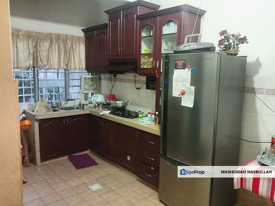 Taman Pinggiran Subang Selangor 2 Storey Terrace House Hot Area For Rent, Selangor, Subang