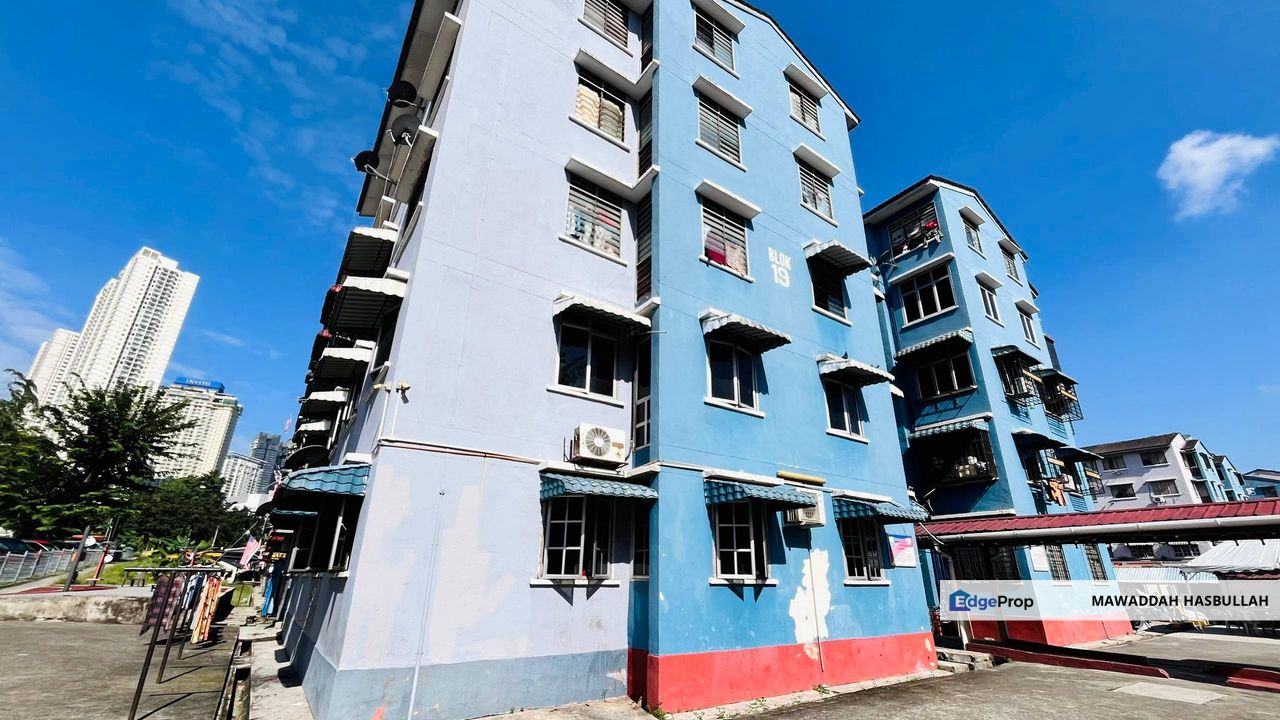 Taman Bukit Angkasa Pantai Dalam/Kerinchi Flat Hot Unit For Sale, Kuala Lumpur, Pantai Dalam/Kerinchi