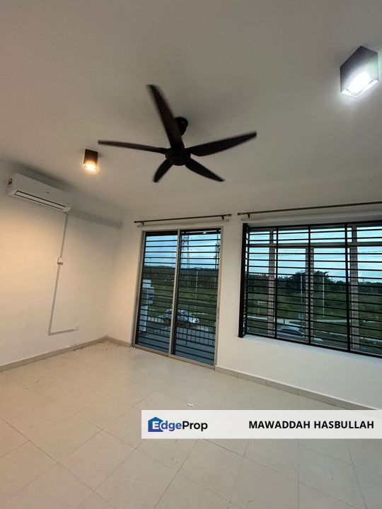 Taman Scientex Rawang Selangor 2 Storey Terrace House Hot Area For Rent, Selangor, Rawang