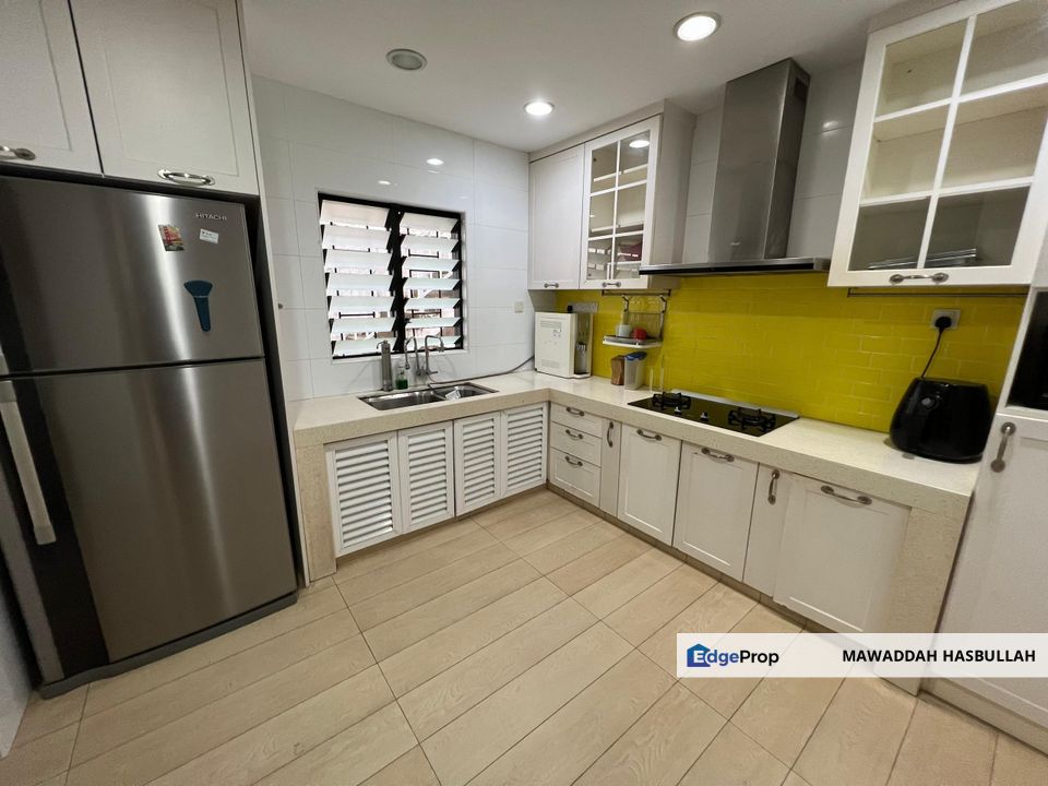 Perdana Residence 2 Selayang Selangor 3 Storey Terrace House Fully Furnished For Rent, Selangor, Selayang