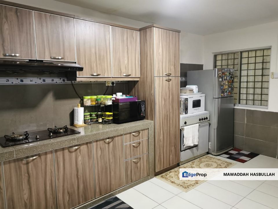 Taman Lily Antara Gapi Selangor 2 Storey Terrace House Hot Area For Rent, Selangor, Serendah