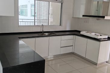 Primero Heights Kondominium Prima Indah