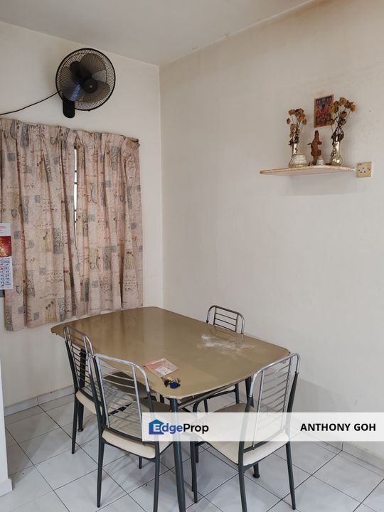 Gambier Heights Partially Furnished Well Maintain Corner, Penang, Gelugor