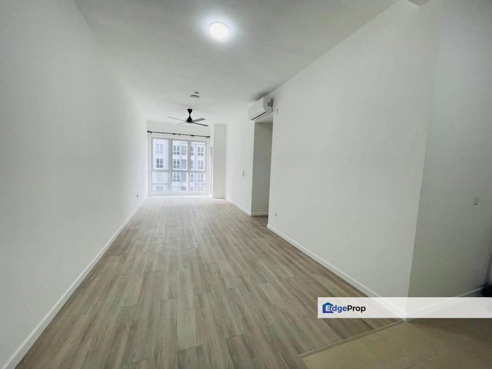  NEW Condo Lakefront Residence Cyberjaya Tower 6, Selangor, Cyberjaya