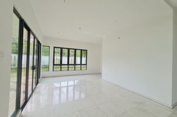 Cahaya SPK, Seksyen U9