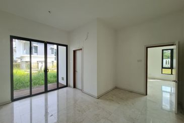 Cahaya SPK, Seksyen U9