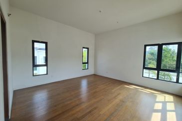 Cahaya SPK, Seksyen U9