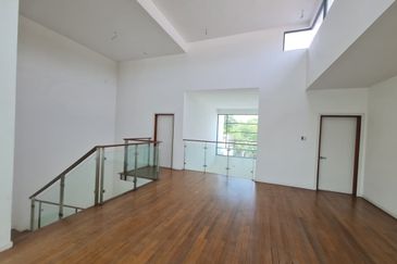 Cahaya SPK, Seksyen U9