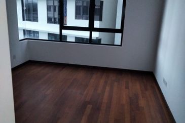 Renai Jelutong Residences