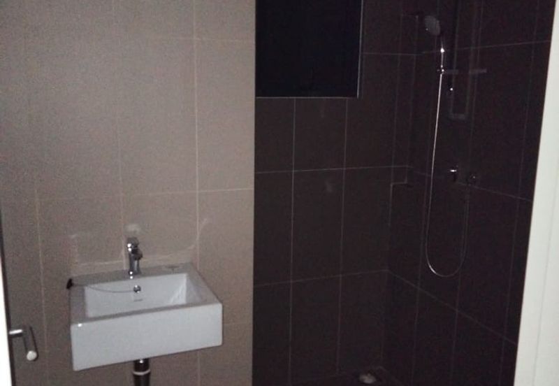 Renai Jelutong Residences