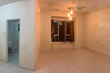 Ayu Qaseh, Alam Nusantara