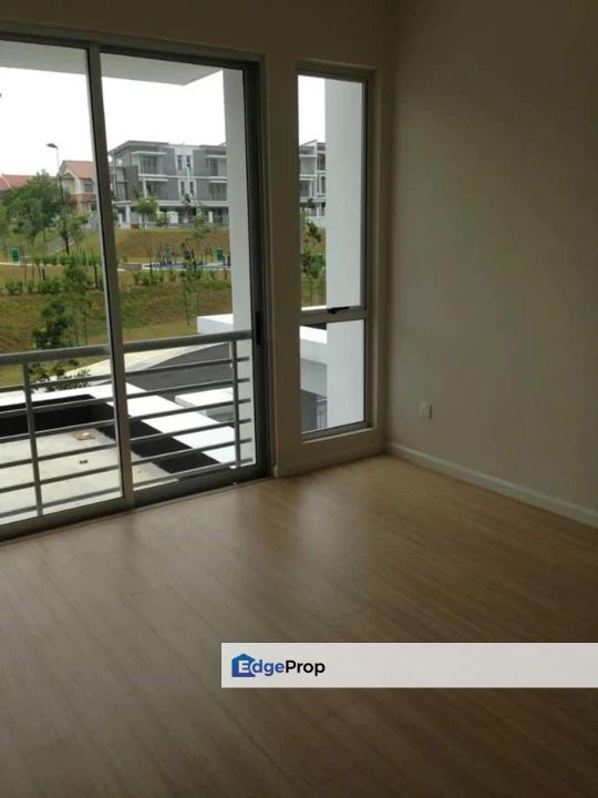 2.5 Storey Terrace Home @ Sunway Alam Suria, Seksyen U10, Shah Alam, Selangor, Shah Alam