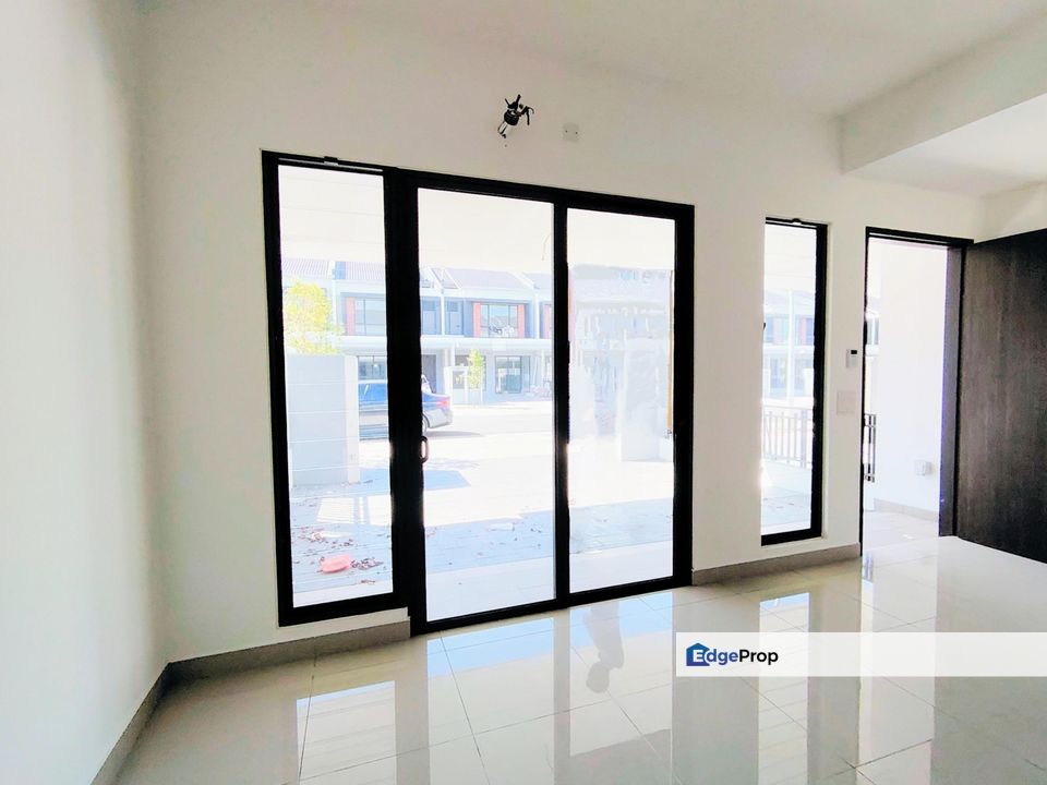 NEW PROPERTY MODERN LIVING & DESIGN 2 Storey Link Landed Strata Ilham Residence 2 Elmina Gardens, Selangor, Shah Alam