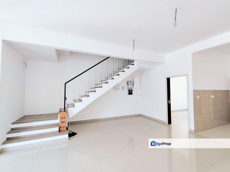 NEW PROPERTY MODERN LIVING & DESIGN 2 Storey Link Landed Strata Ilham Residence 2 Elmina Gardens, Selangor, Shah Alam
