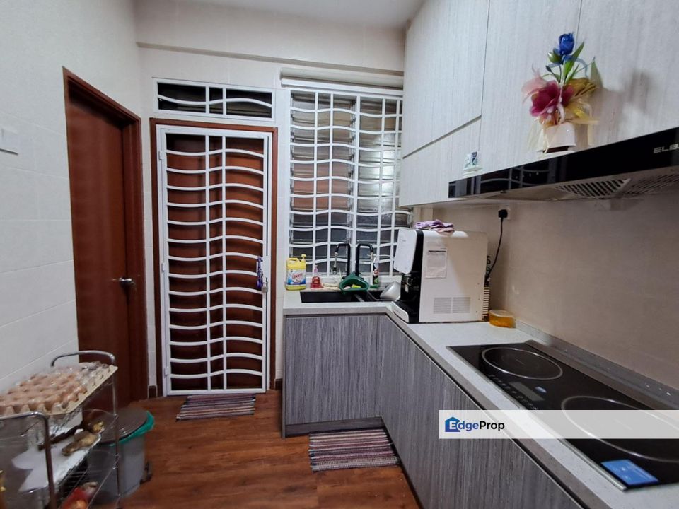 [10% Below MV] FULLY RENOVATED - 2sty Superlink Endlot Alam Budiman, U10 Shah Alam, Selangor, Shah Alam