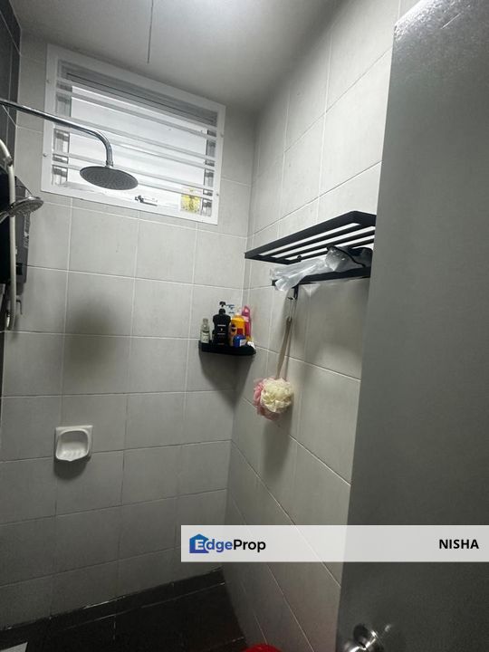 Ritma Perdana Townhouse Fully Renovated with Built in Cabinets For Sale, Selangor, Kuala Selangor