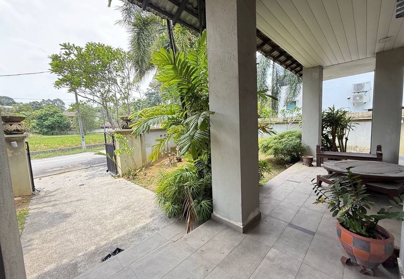 Seksyen 8, Kota Damansara