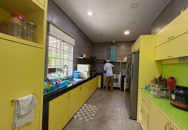 Seksyen 8, Kota Damansara