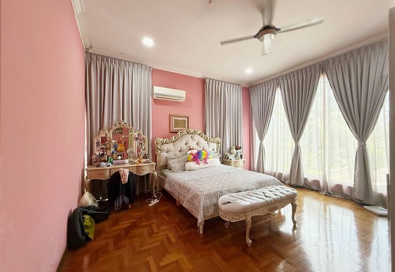 Seksyen 8, Kota Damansara