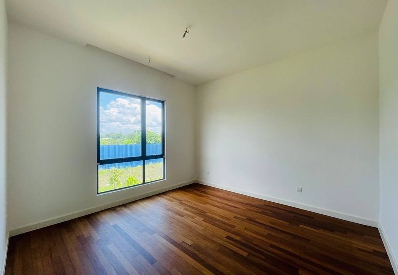 Broadleaf Residences, Hometree