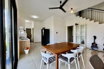 Setia Warisan Tropika (Belladonna)