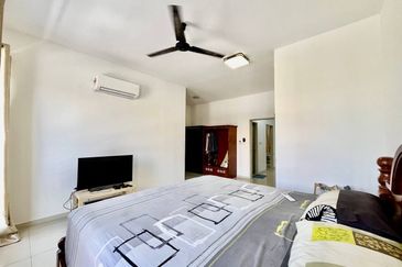 Setia Warisan Tropika (Belladonna)