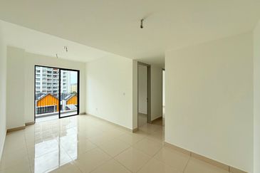 East 57 (Residensi Laman Timur)