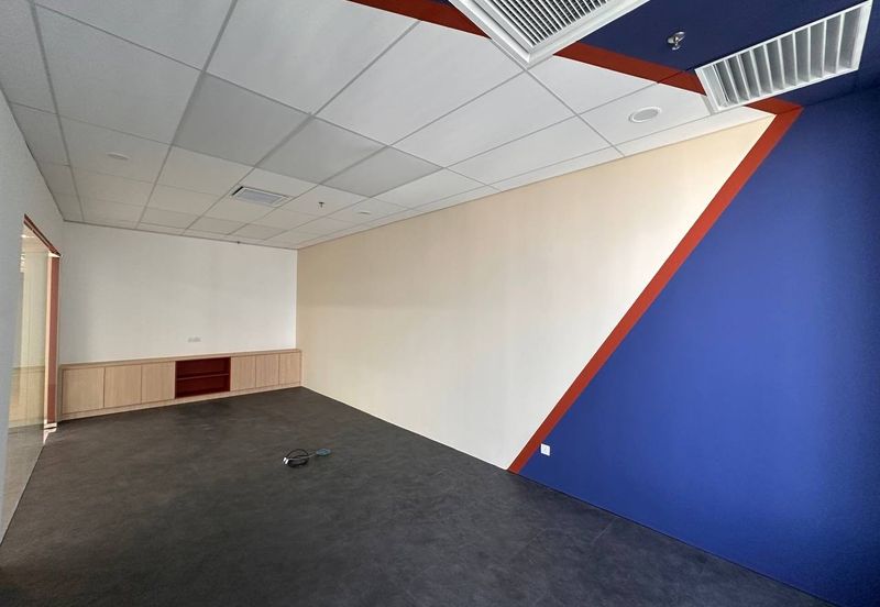 Menara EcoWorld (The Stride Strata Office @ BBCC)