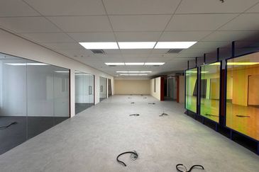 Menara EcoWorld (The Stride Strata Office @ BBCC)