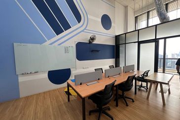 Menara EcoWorld (The Stride Strata Office @ BBCC)