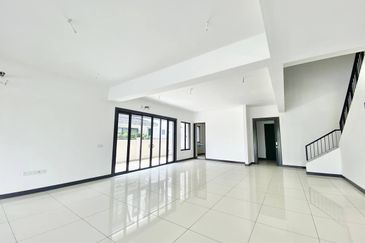 Hevea Elmina Gardens