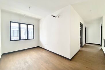 Hevea Elmina Gardens