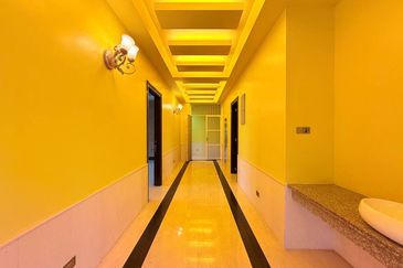 Luxury Bungalow The Mines Resort City