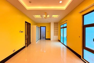 Luxury Bungalow The Mines Resort City