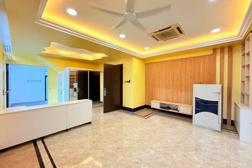 Luxury Bungalow The Mines Resort City