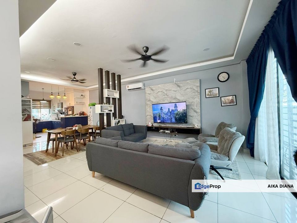 Dengkil Taman Semarang Indah End Lot, Selangor, Dengkil
