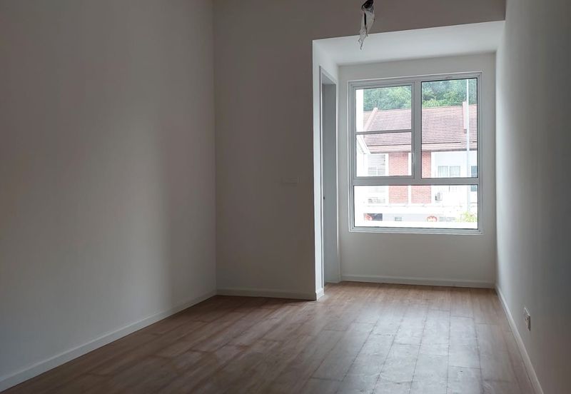 Residensi Emerald Damai (Emerald Hills) *