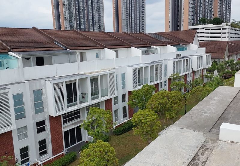 Residensi Emerald Damai (Emerald Hills) *