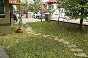 Rawang Emerald Peridot Precinct Bungalow