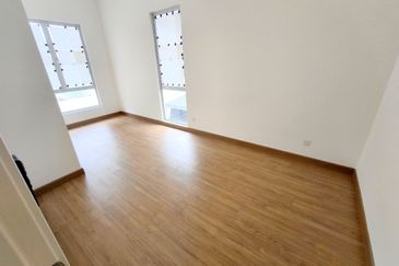 Garland Residence Rawang 2 Sty Terrace House For Sale