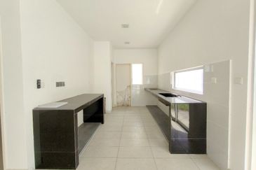 Garland Residence Rawang 2 Sty Terrace House For Sale