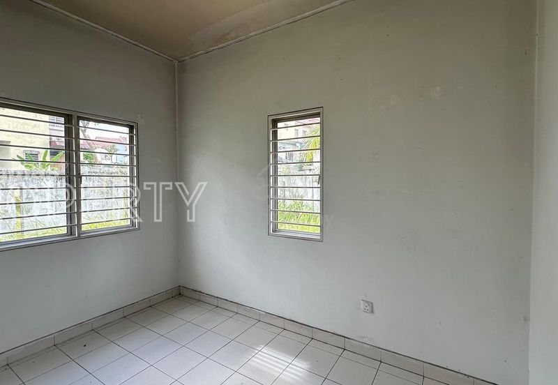 End Lot 2 Storey Terrace @ Ebony Kota Emerald For Sale